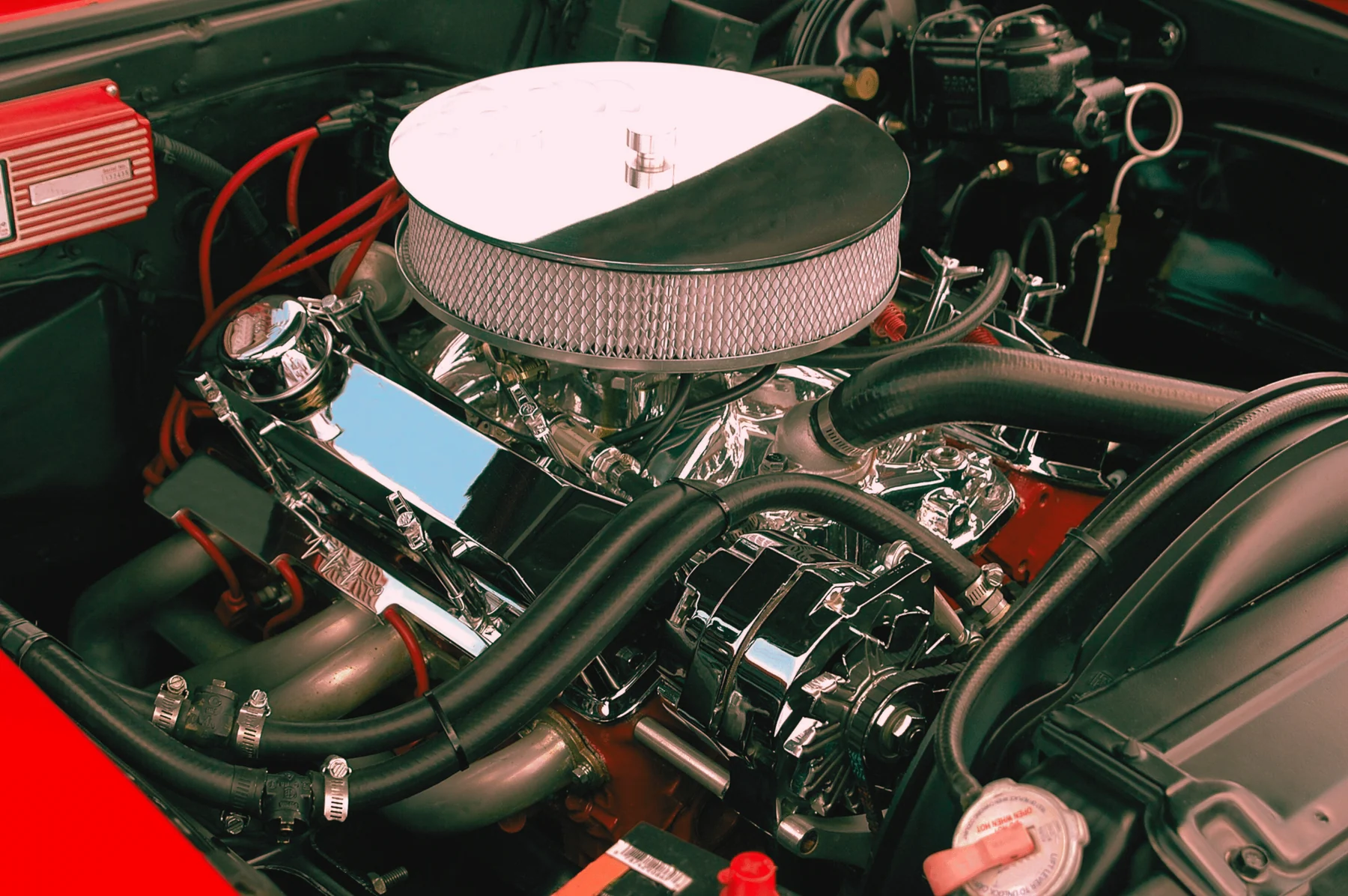 Detailaufnahme eines gepflegten Motors